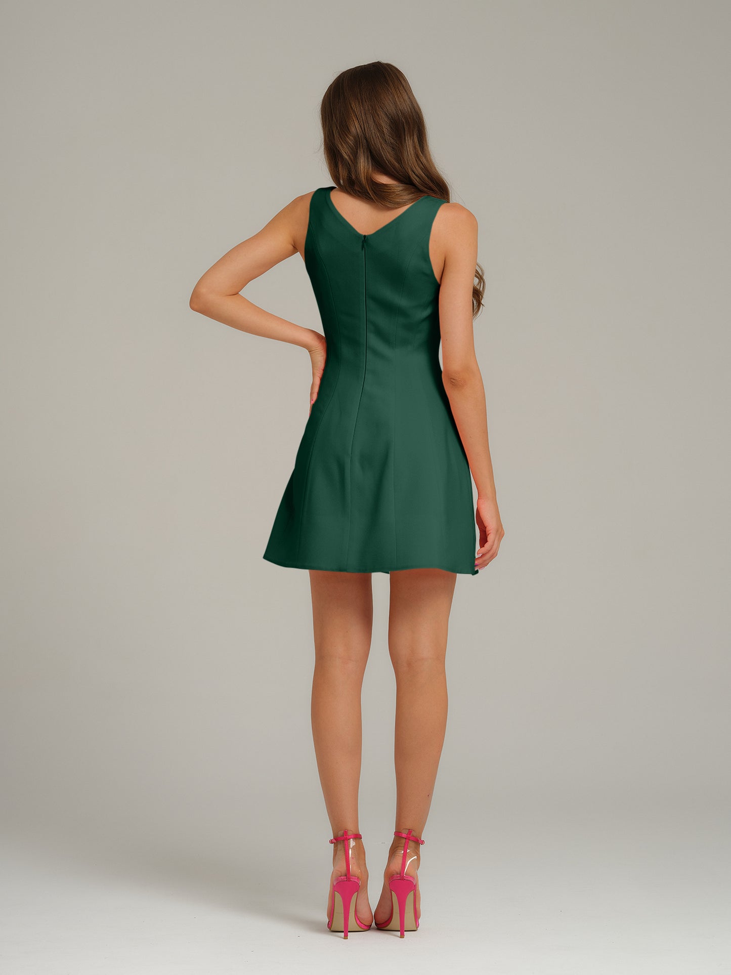 Tia DorraineLove Letter Flared Mini Dress - EmeraldBring an air of effortless femininity to your edits with this romantic mini dress. Its sleeveless silhouette is cut from stretch crepe, detailed with a flattering sweetheart neckline, and a flared skirt.